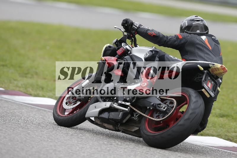 /57 03.10.2025 Speer Racing ADR/Gruppe gruen/backside